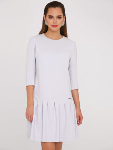 Sukienka Febe od marki L'AF biała z luźnym dołem