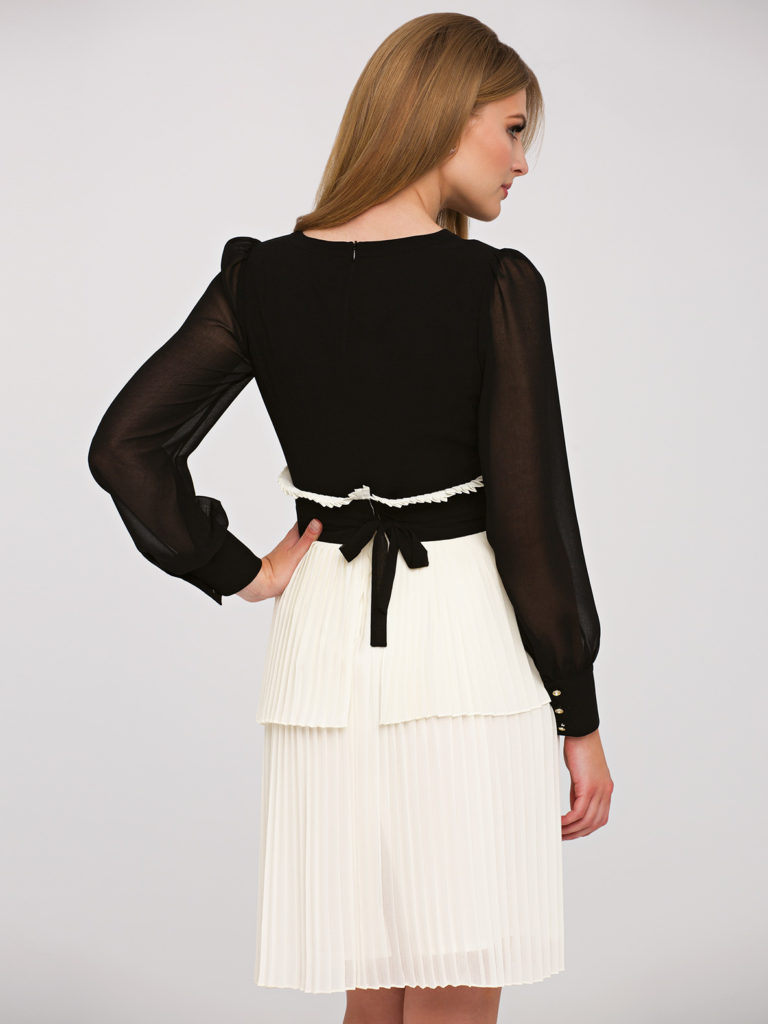 Sukienka Hemma L'AF widziana z tyłu - czarno-biała sukienka elegancka