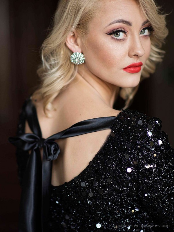 WIECZOROWA SUKIENKA Z CEKINAMI POTIS & VERSO ARLINGTON